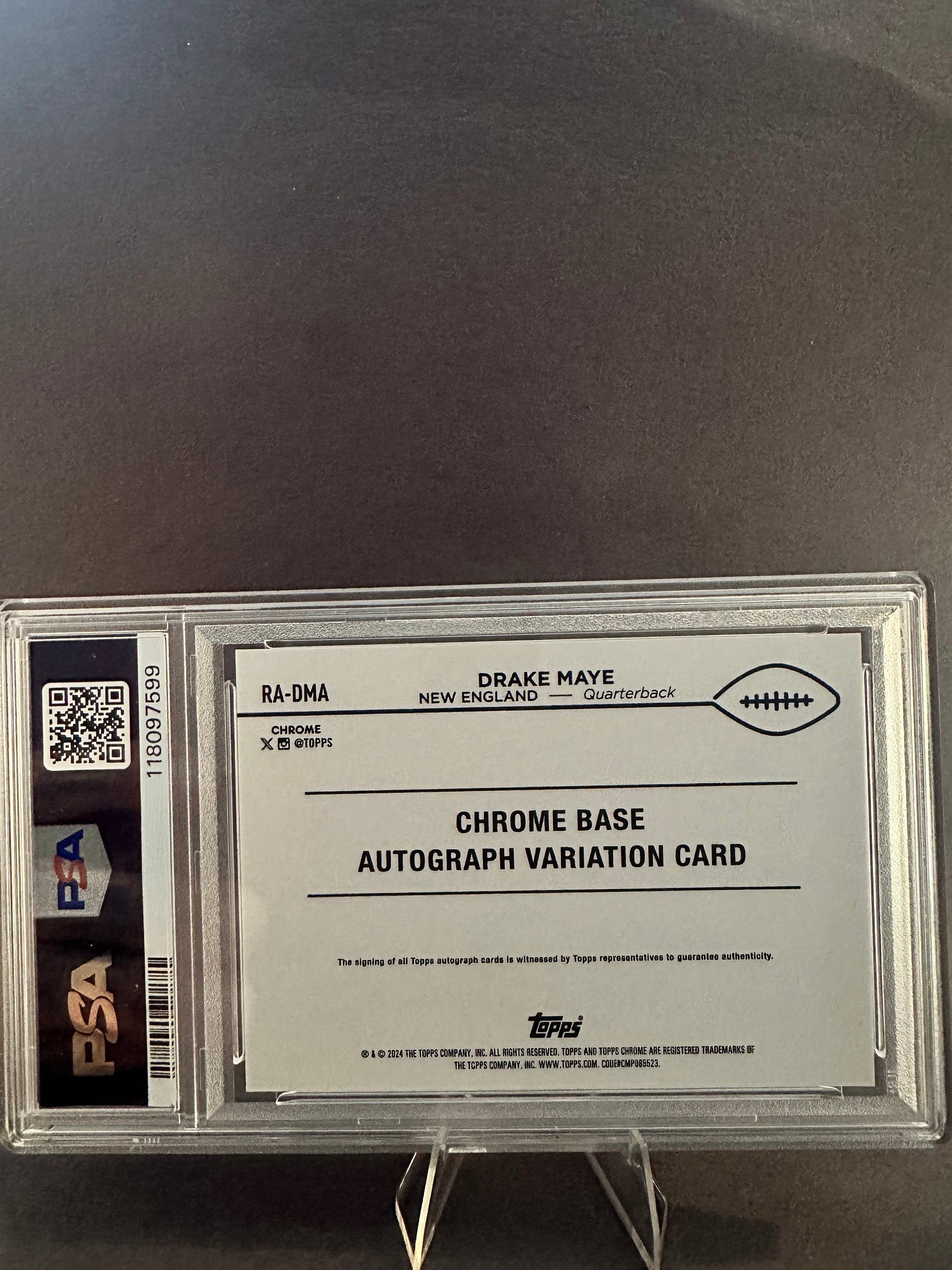 Topps Chrome Drake Maye Sapphire Auto PSA 10